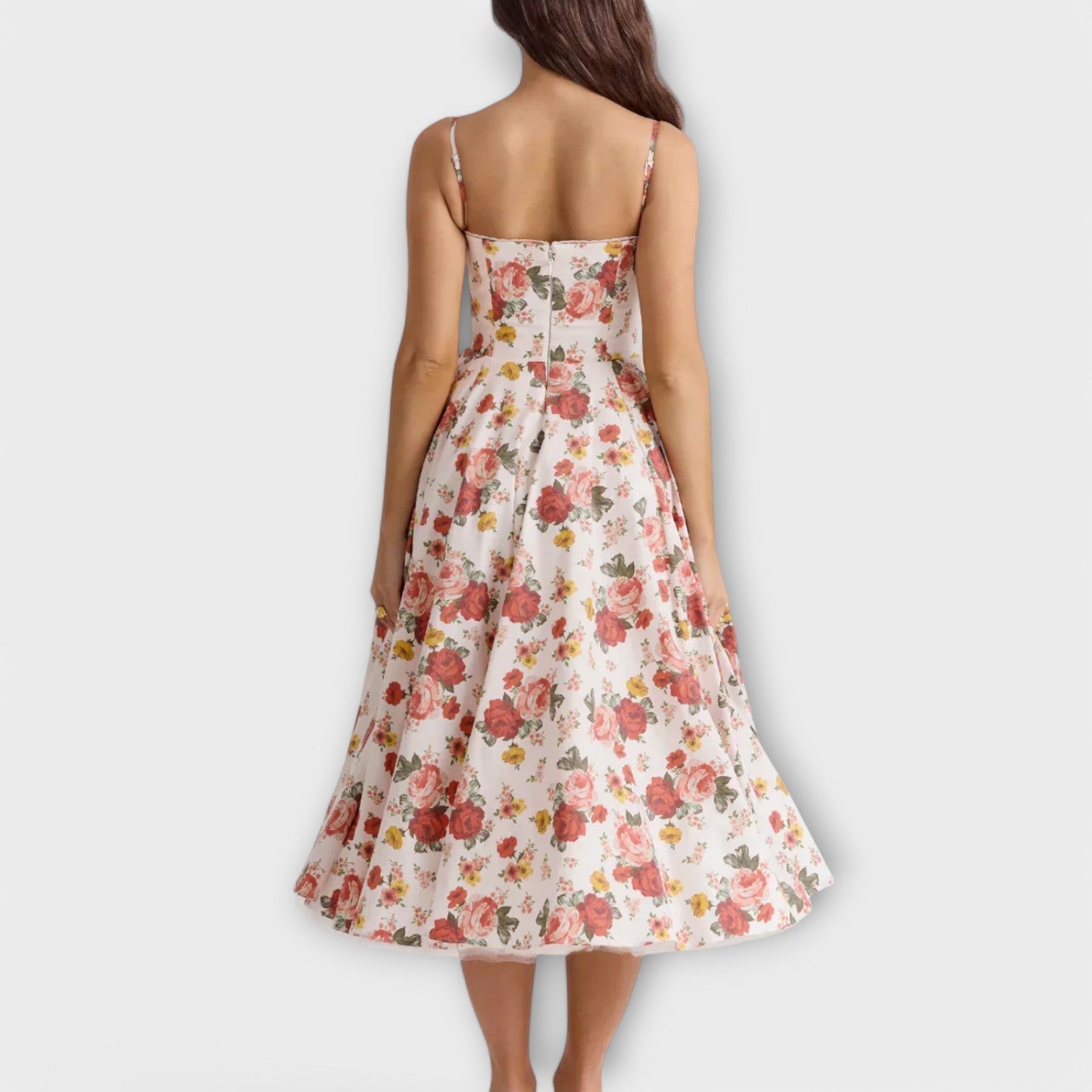 Mélie – Lätt sommarklänning med korsettdetalj