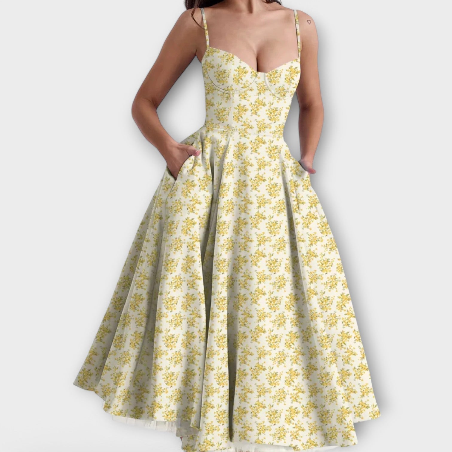 Mélie – Lätt sommarklänning med korsettdetalj