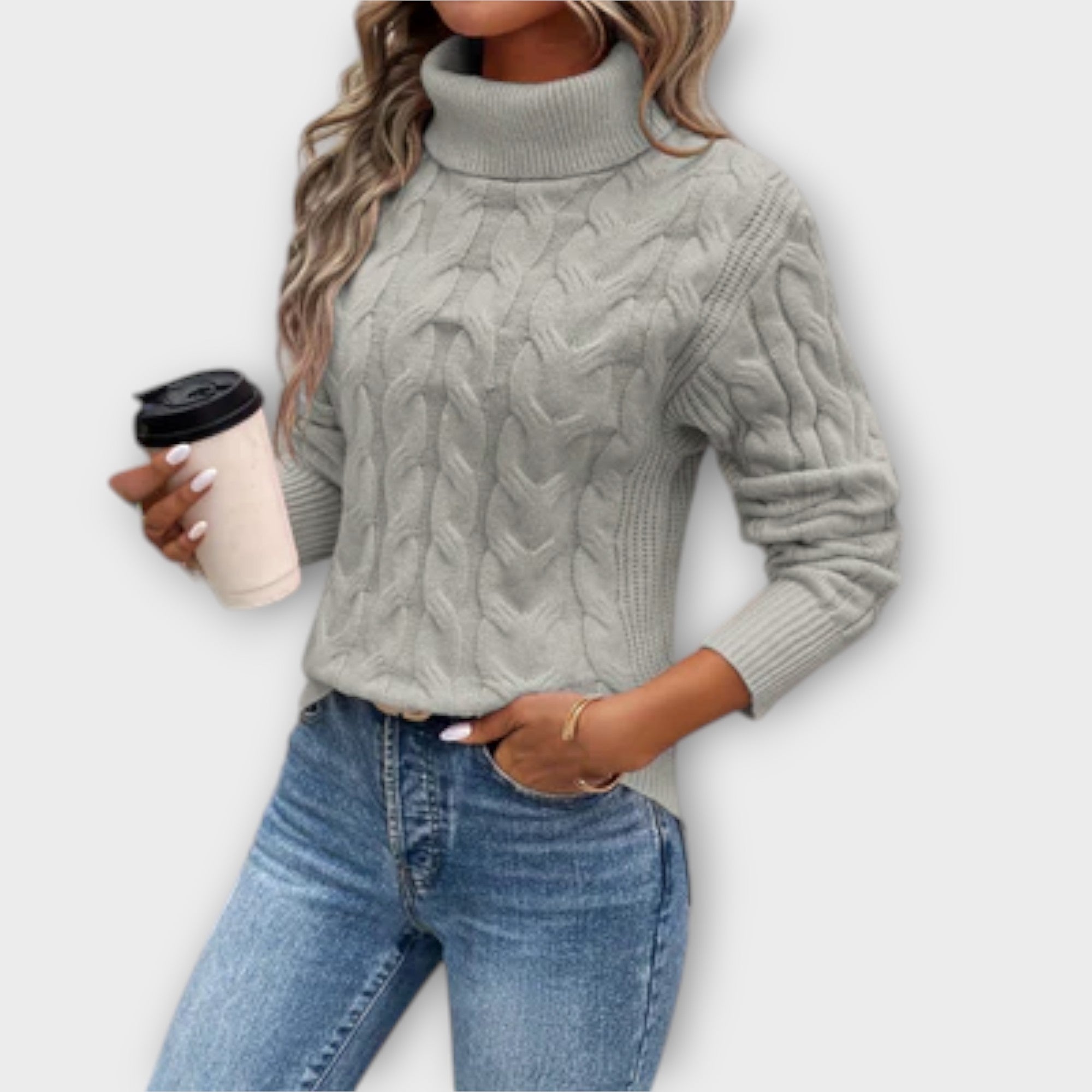 Amelia – Elegant Turtleneck Sweater i Stickat