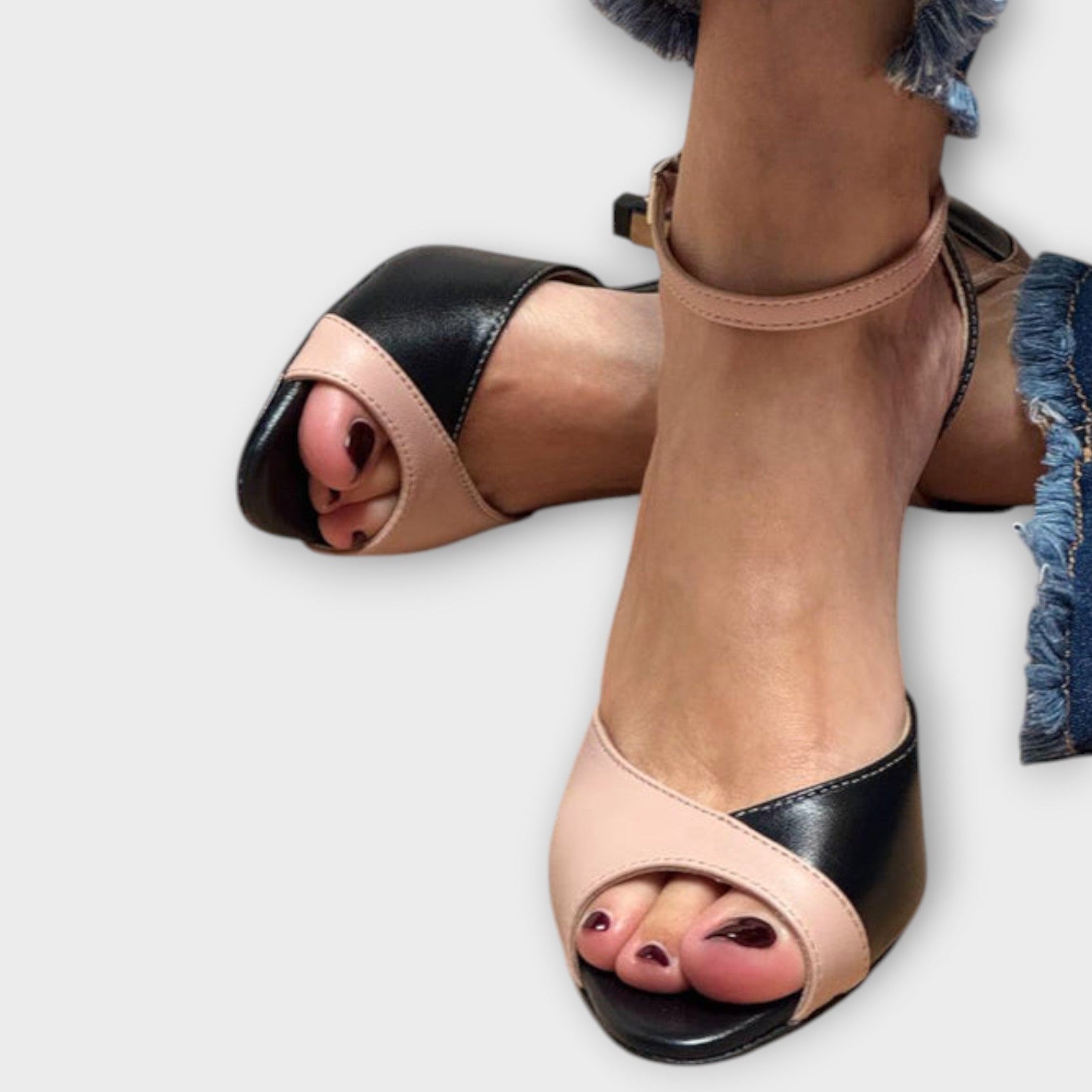 Noirella – Tvåfärgad Elegans i Rosa