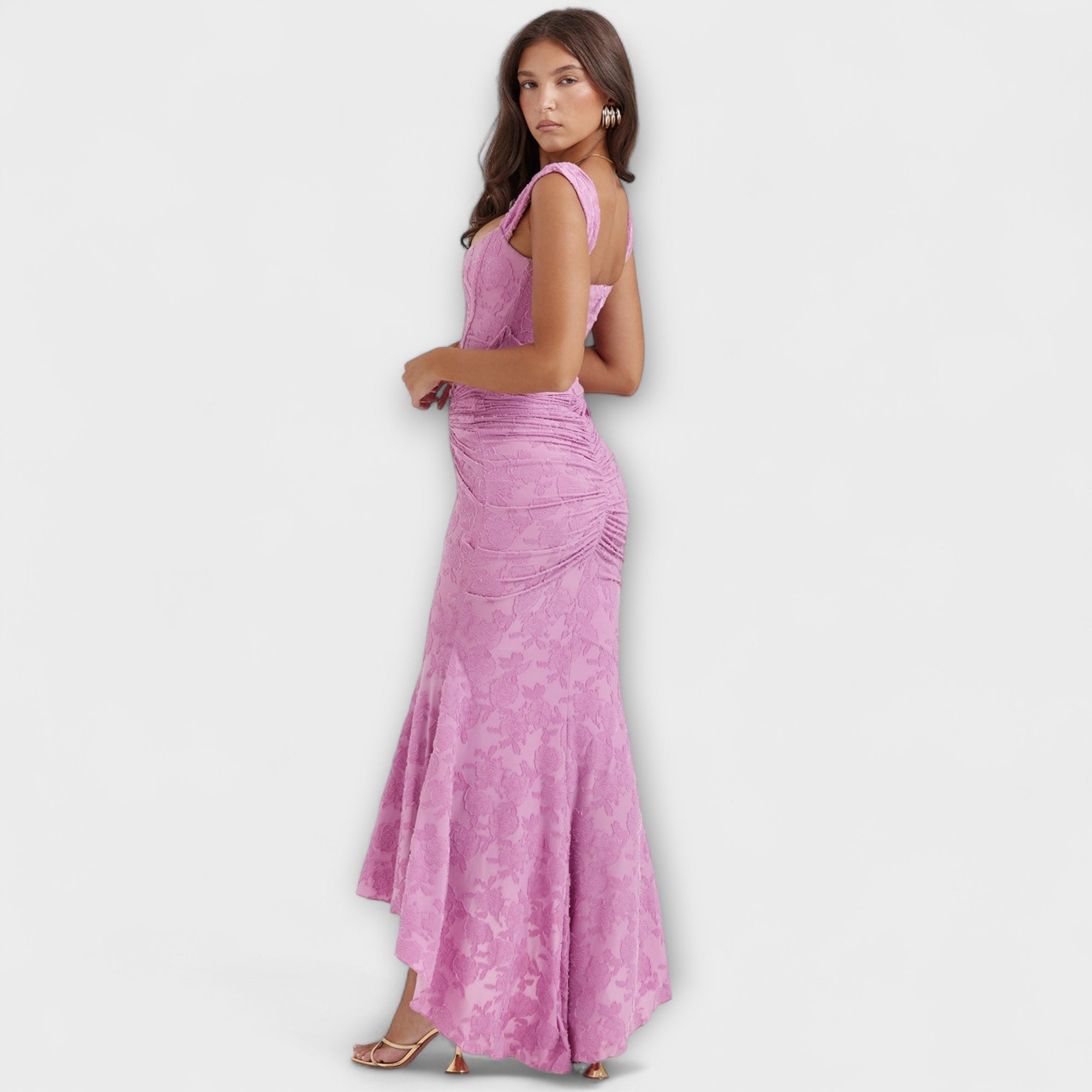 Renske - Lång klänning med en elegant och sofistikerad bodice