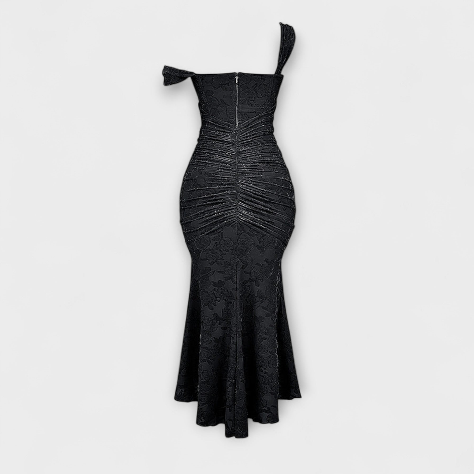 Renske - Lång klänning med en elegant och sofistikerad bodice