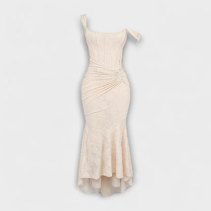 Renske - Lång klänning med en elegant och sofistikerad bodice