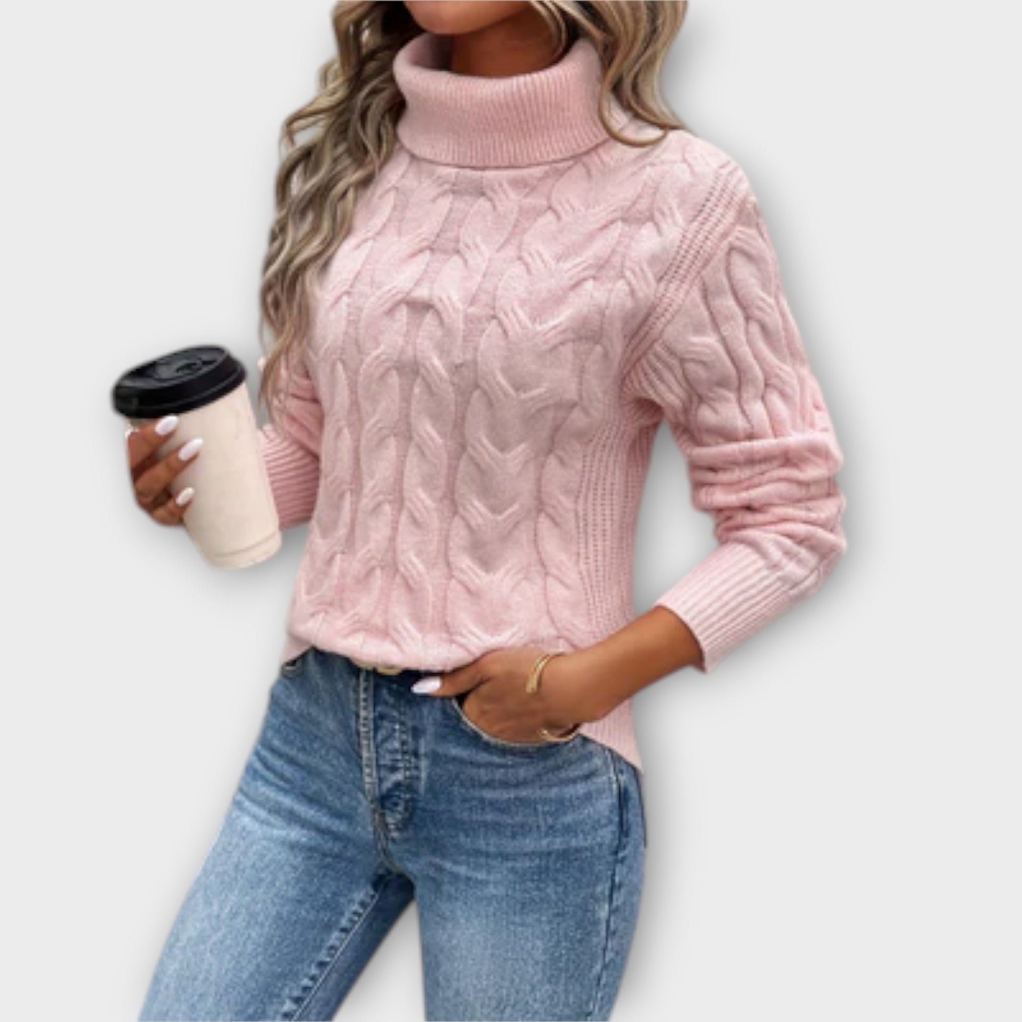 Amelia – Elegant Turtleneck Sweater i Stickat