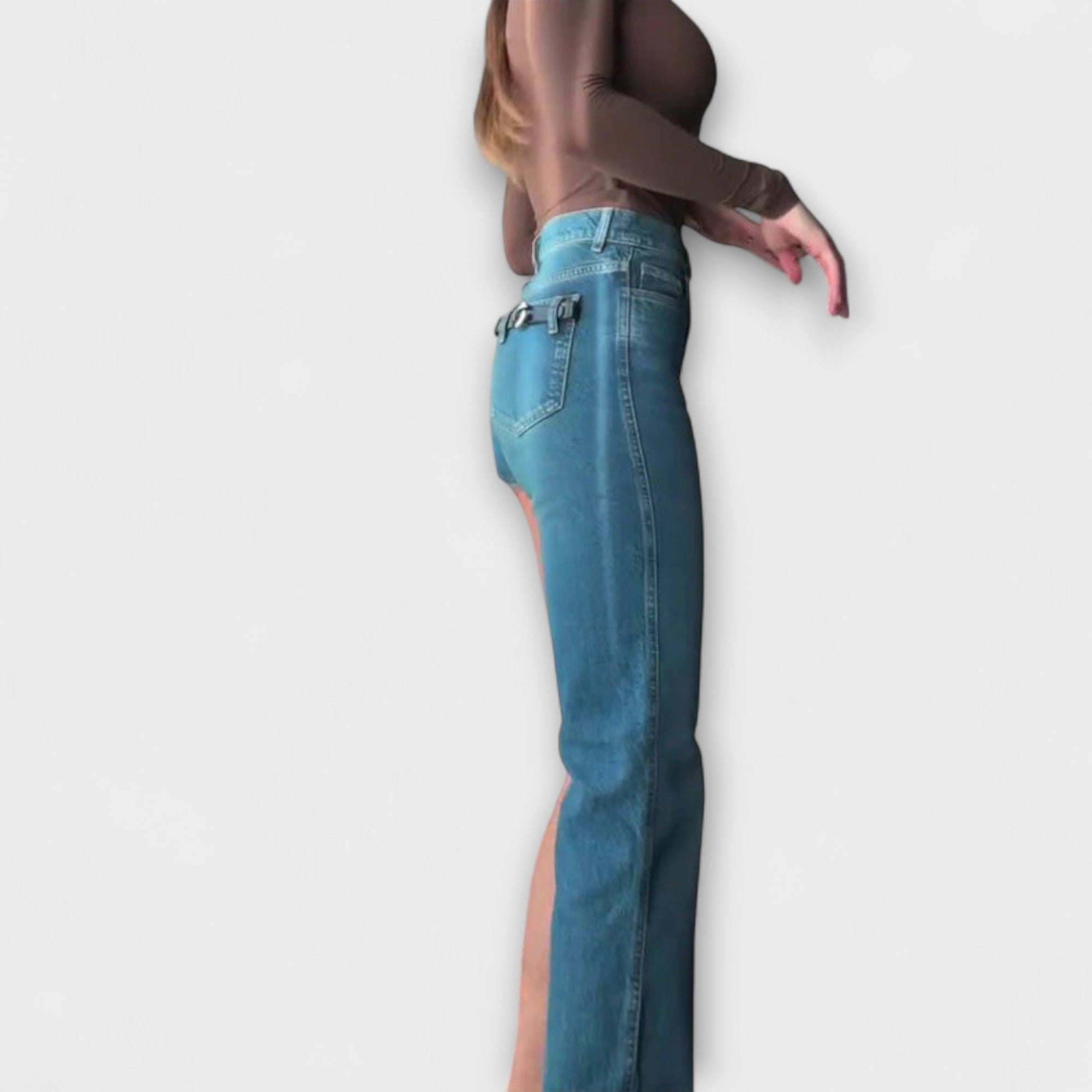 Astra - Trendiga Asymmetriska Jeanskorts med En Axelrem